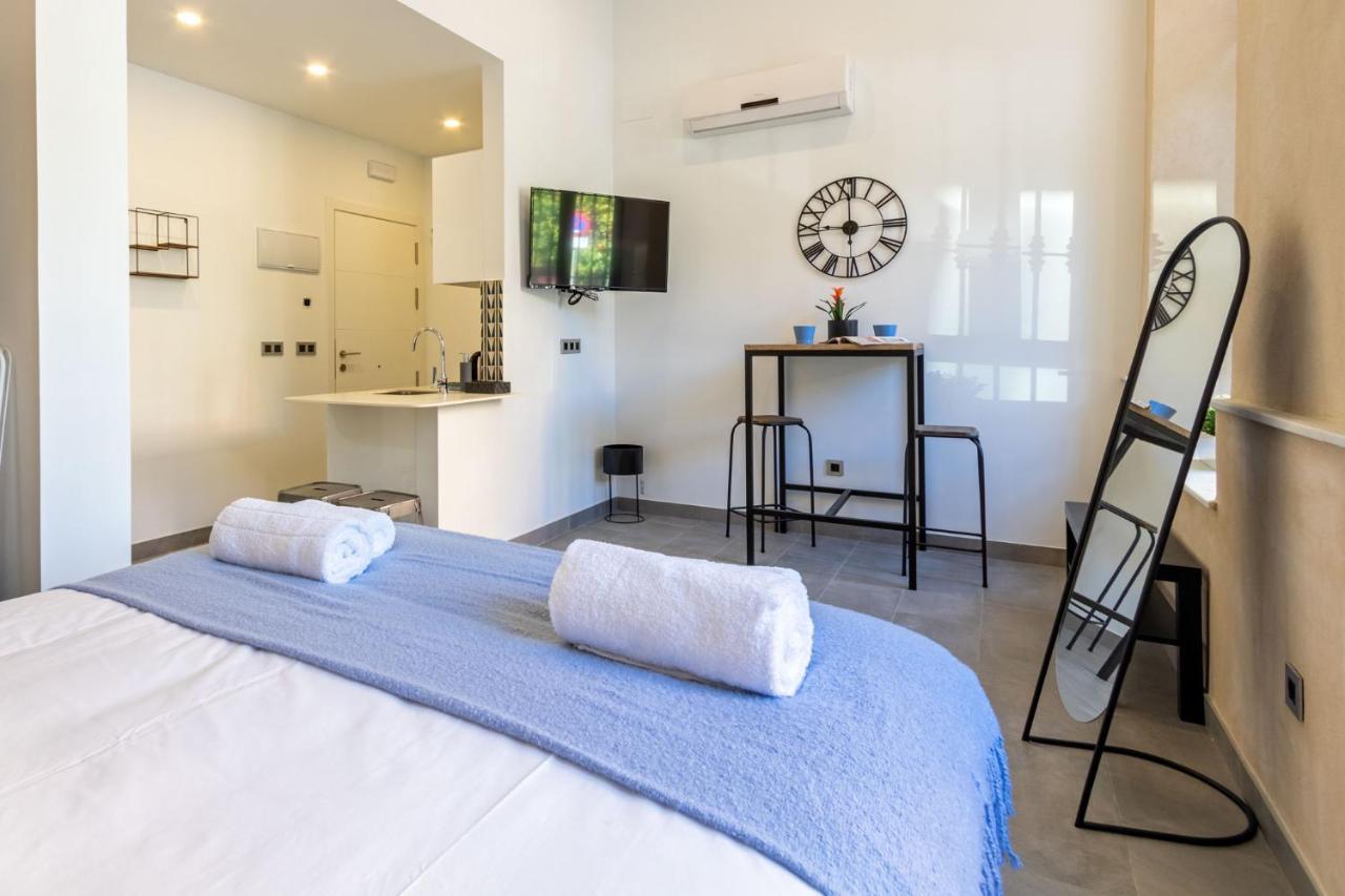 Appartement Nine O Clock San Agustin à Séville Extérieur photo